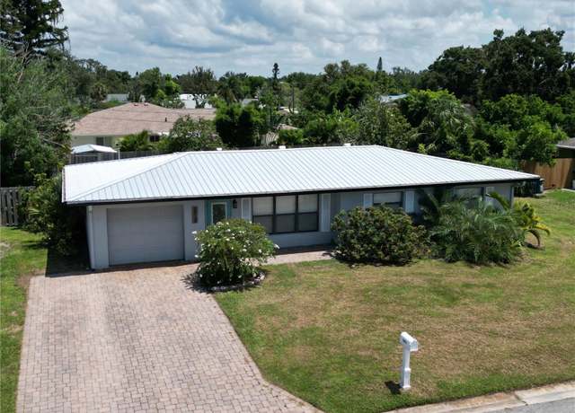 Property at 3013 Jennings Dr, Sarasota, FL 34239, 3 beds, 2 baths