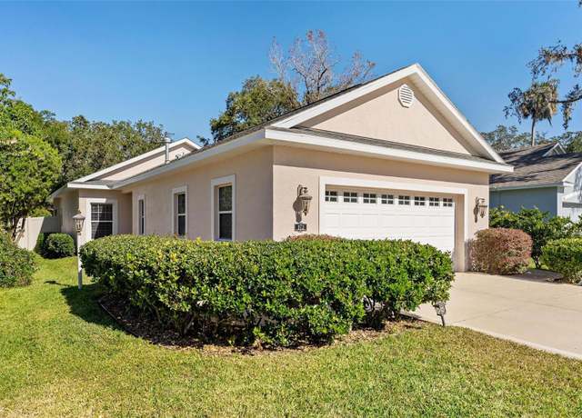 Property at 973 Belle Oak Dr, Leesburg, FL 34748, 3 beds, 2 baths