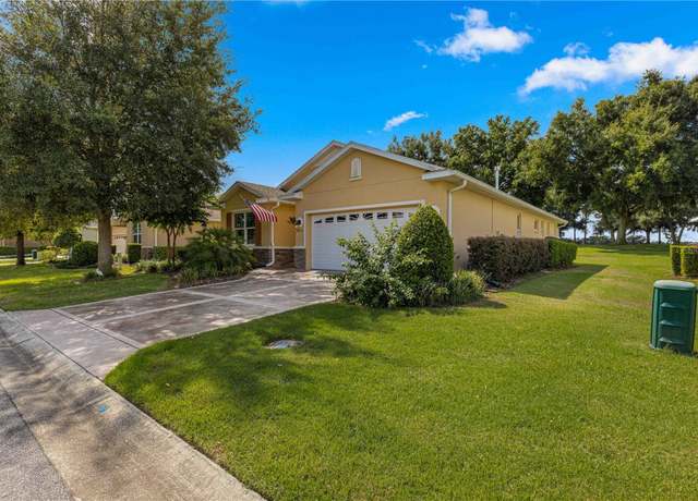 Property at 9823 SW 95th Loop, Ocala, FL 34481, 2 beds, 2 baths