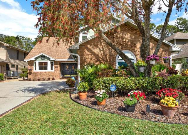 Property at 7591 Harbor View Way, Seminole, FL 33776, 4 beds, 3 baths