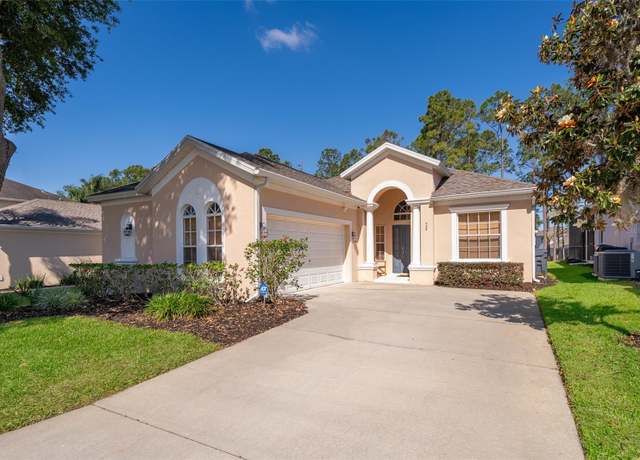 Property at 428 Orista Dr, Davenport, FL 33897, 4 beds, 3 baths