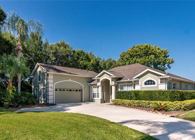 Property at 8011 Canyon Lake Cir, Orlando, FL 32835, 4 beds, 3 baths