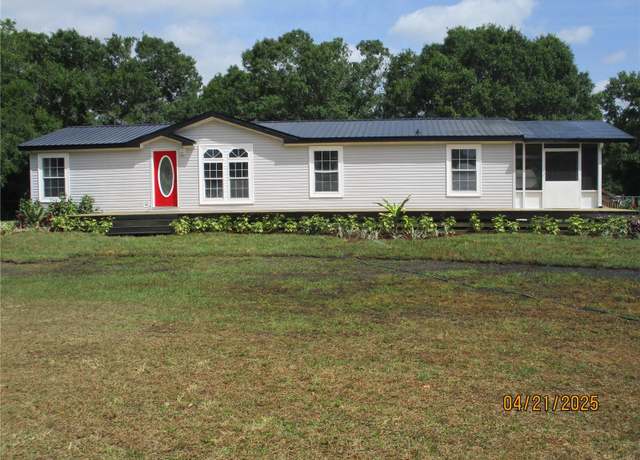 Property at 7895 NW 84th Ct, Okeechobee, FL 34972, 3 beds, 2 baths