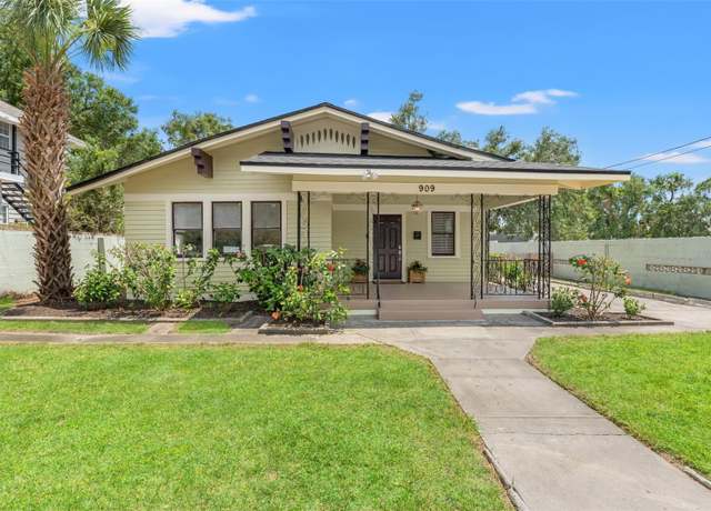 Property at 909 E 15th Ave, Tampa, FL 33605, 3 beds, 2 baths