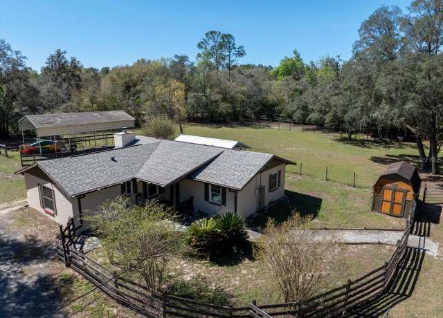 Property at 9382 Wild Horse Trl, Brooksville, FL 34601, 3 beds, 2 baths
