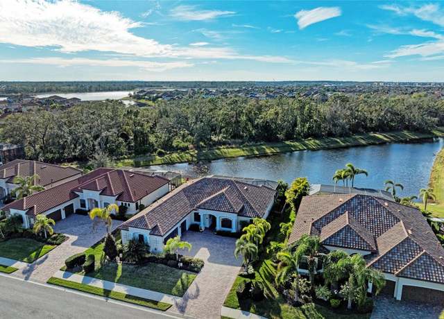 Property at 13823 Swiftwater Way, Bradenton, FL 34211, 3 beds, 2.5 baths