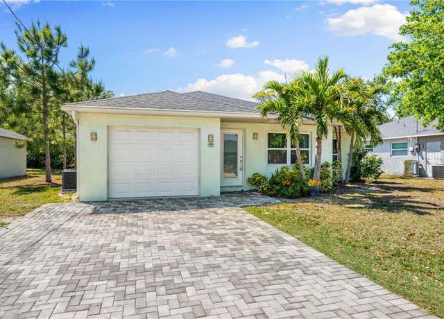 Property at 2840 S Shade Ave, Sarasota, FL 34239, 3 beds, 2 baths