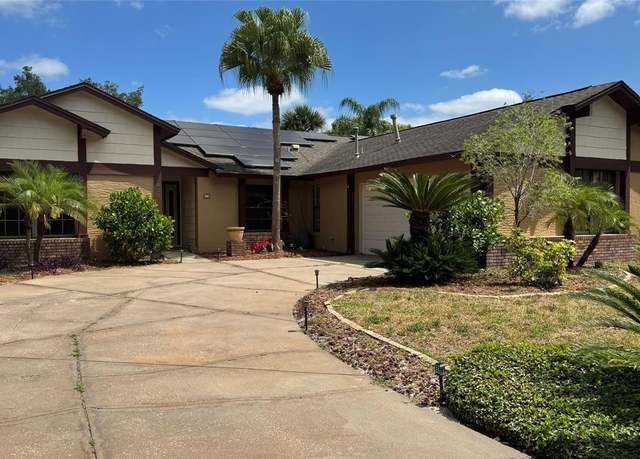 Property at 872 Huckleberry Ln, Winter Springs, FL 32708, 4 beds, 2 baths