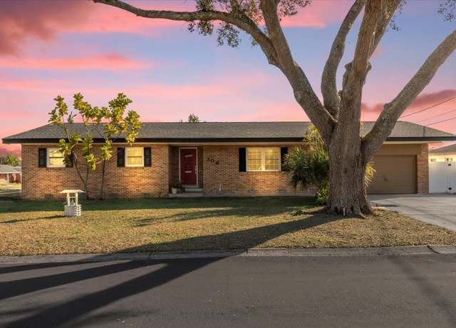 Property at 306 Boger Blvd N, Lakeland, FL 33803, 3 beds, 2 baths
