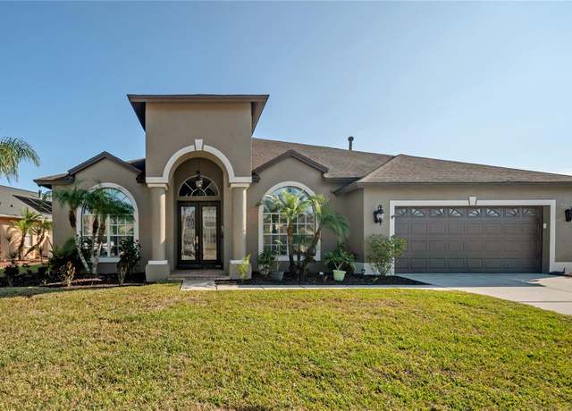 Property at 10126 Londonshire Ln, Tampa, FL 33647, 5 beds, 3.5 baths
