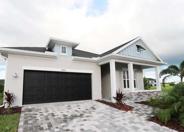 Property at 1614 Running Tide Pl, Sarasota, FL 34240, 4 beds, 3 baths