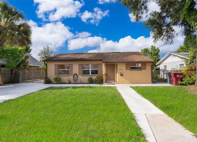Property at 2918 E Central Blvd, Orlando, FL 32803, 3 beds, 2 baths