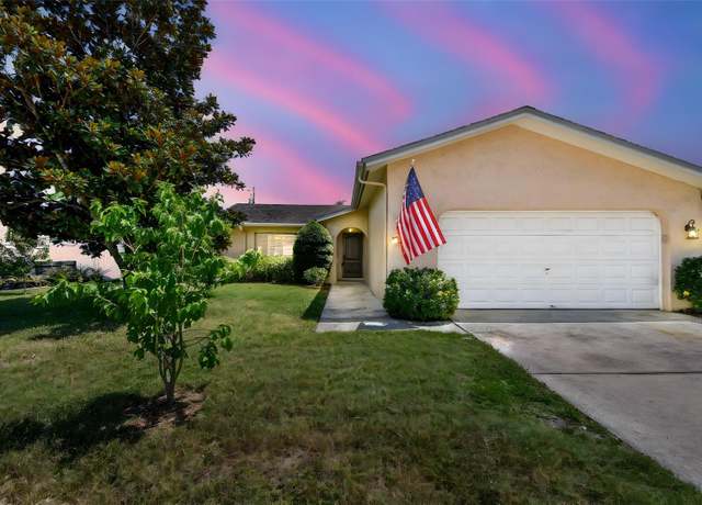 Property at 11746 93rd Ave, Seminole, FL 33772, 2 beds, 2 baths