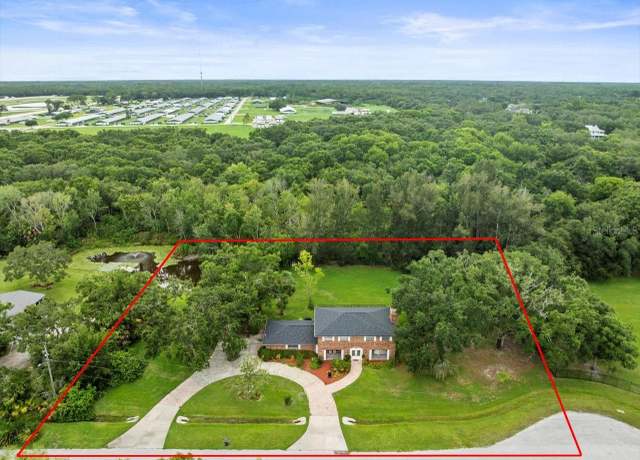 Property at 12603 Corral Rd, Tampa, FL 33626, 4 beds, 6 baths
