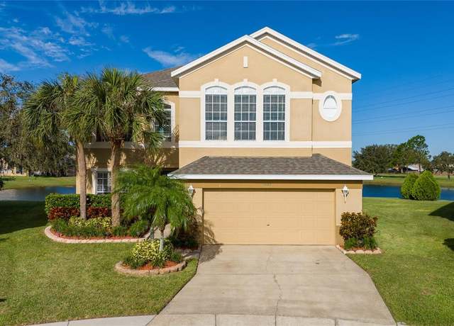 Property at 1542 Sun Meadow Dr, Orlando, FL 32824, 4 beds, 2.5 baths