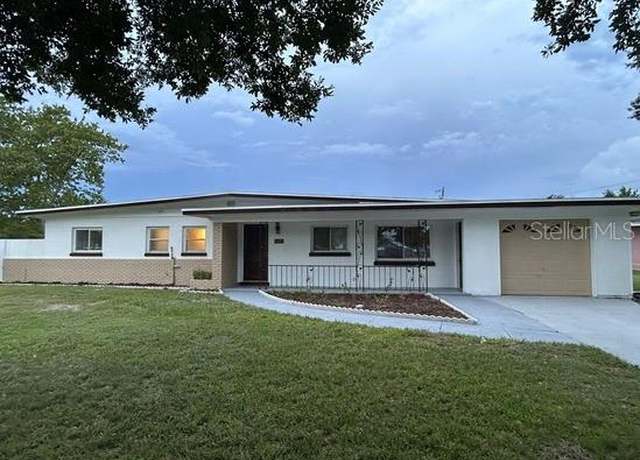 Property at 5402 Kingswood Dr, Orlando, FL 32810, 3 beds, 2 baths