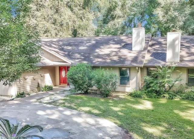Property at 1931 SW 87th Pl, Ocala, FL 34476, 5 beds, 3 baths
