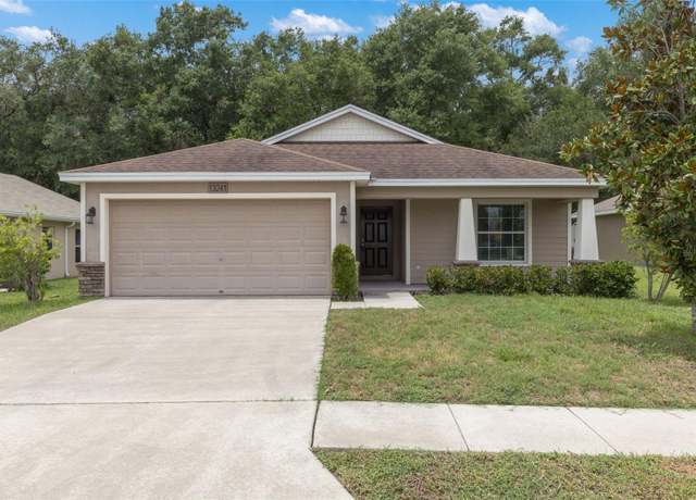Property at 13241 Meadow Golf Ave, Hudson, FL 34669, 4 beds, 2 baths
