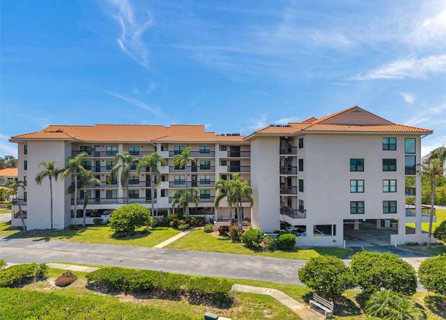 Property at 1806 Mariner Dr #117, Tarpon Springs, FL 34689, 2 beds, 2 baths