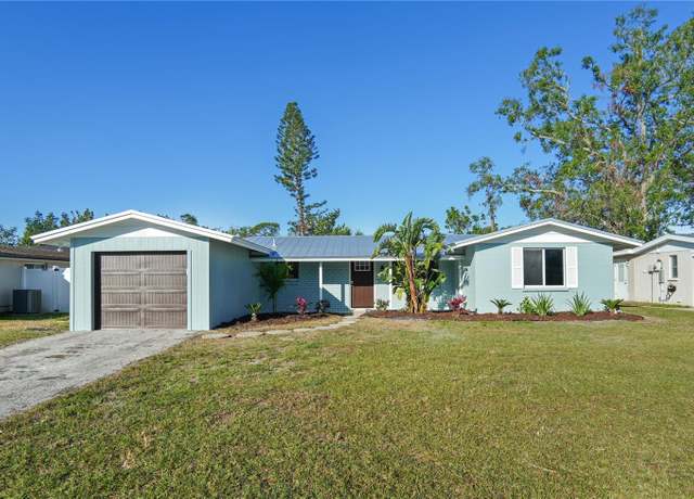 Property at 3952 Coleridge Pl, Sarasota, FL 34241, 3 beds, 2 baths