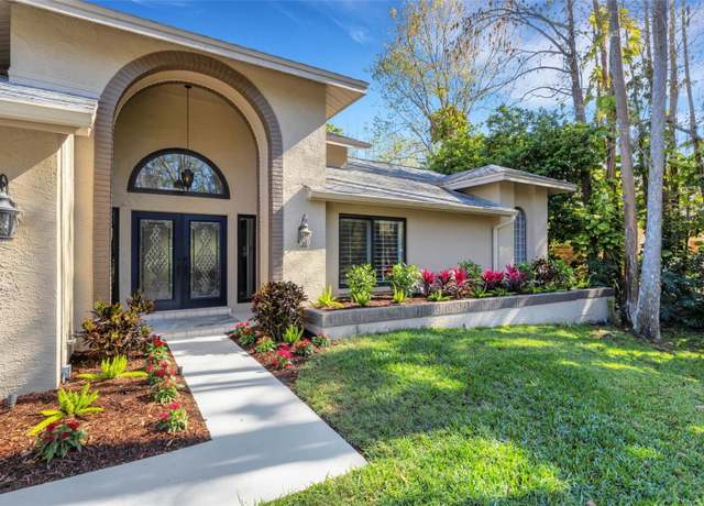 Property at 3137 Valemoor Dr, Palm Harbor, FL 34685, 5 beds, 3 baths
