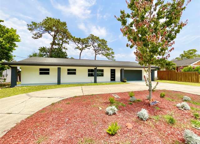 Property at 1290 Michigan Blvd, Dunedin, FL 34698, 4 beds, 3 baths
