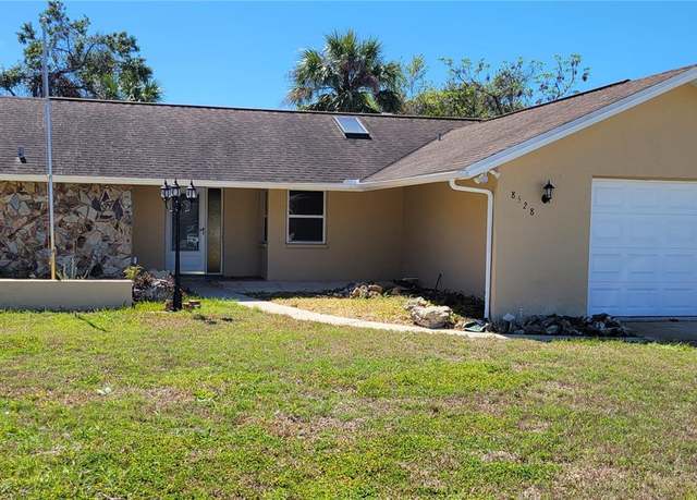 Property at 8528 Viva Via Dr, Hudson, FL 34667, 2 beds, 2 baths