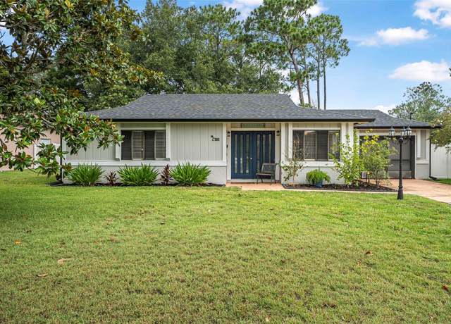 Property at 105 Fleetwood Dr, Palm Coast, FL 32137, 2 beds, 2 baths