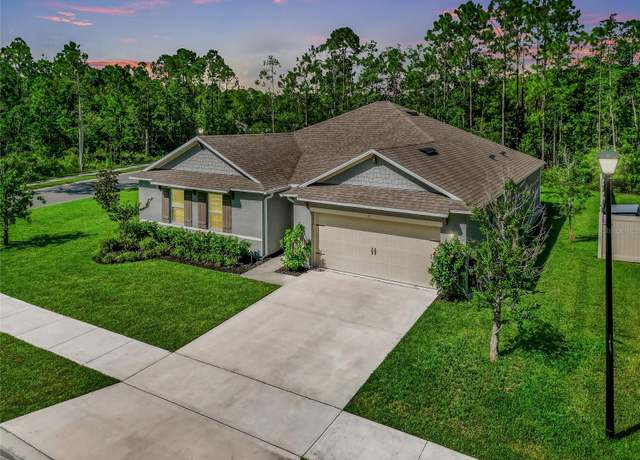 Property at 10 Caballero Ct, Ormond Beach, FL 32174, 4 beds, 2 baths