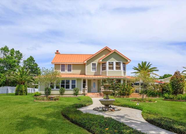 Property at 36408 E Eldorado Lake Dr, Eustis, FL 32736, 5 beds, 3.5 baths