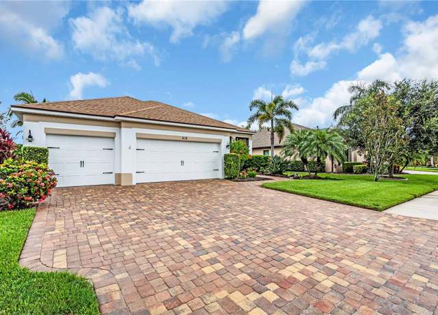 Property at 616 Dogwood Run, Bradenton, FL 34212, 3 beds, 3 baths