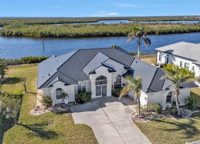 Property at 5189 Collingswood Blvd, Port Charlotte, FL 33948, 3 beds, 3 baths