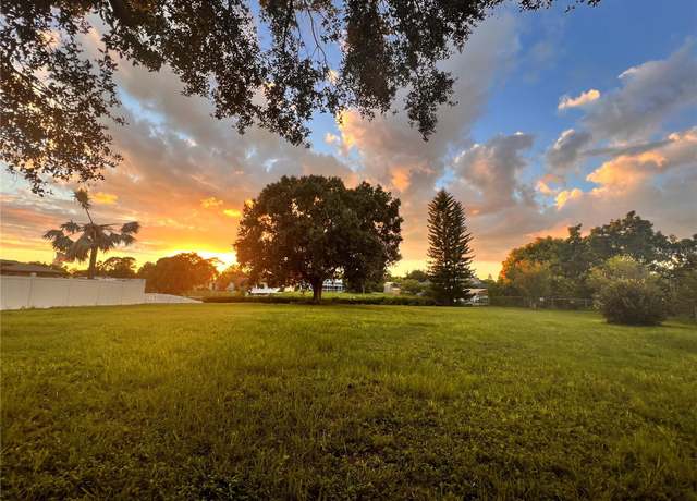 Property at 550 E Tarpon Blvd NW, Port Charlotte, FL 33952