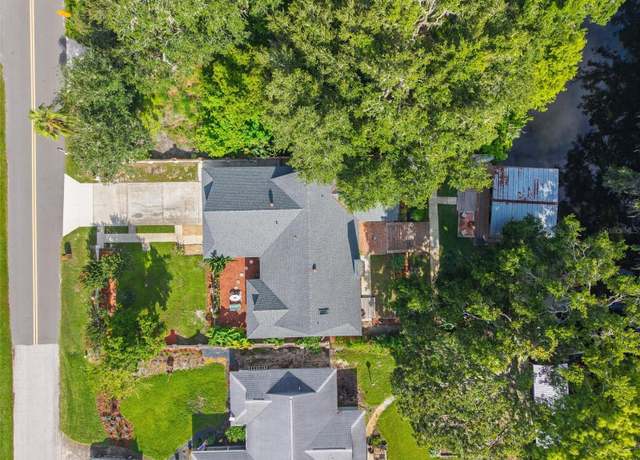 Property at 4219 Magnolia Ave, Leesburg, FL 34748, 4 beds, 3 baths