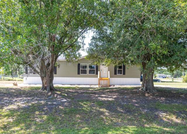 Property at 7955 Glen Meadow Dr, Lakeland, FL 33810, 3 beds, 2 baths