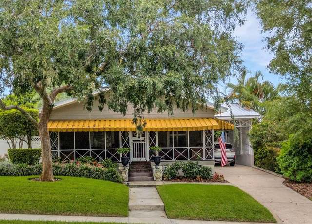 Property at 214 Patten Heights St, Lakeland, FL 33803, 3 beds, 3 baths