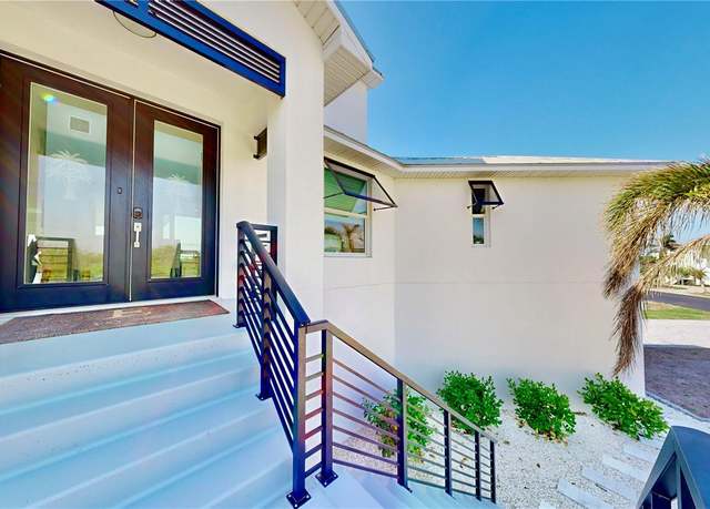Property at 10101 Eagle Preserve Dr, Englewood, FL 34224, 3 beds, 3.5 baths