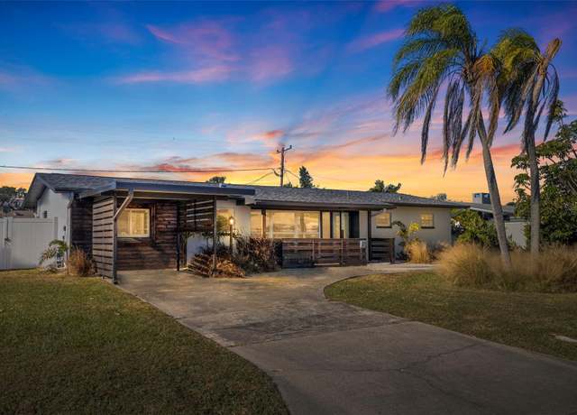 Property at 5201 40th St S, St Petersburg, FL 33711, 3 beds, 2 baths