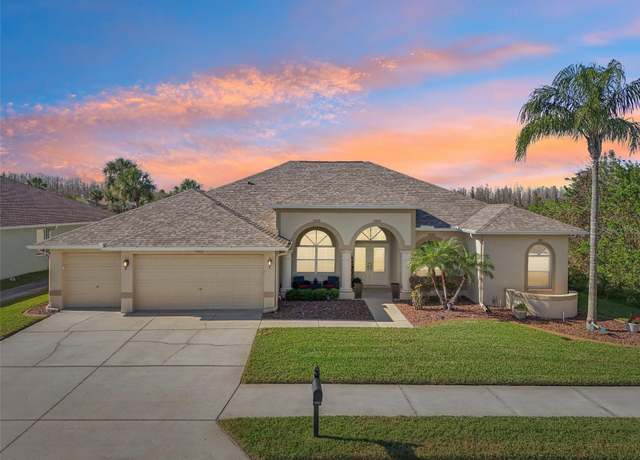 Property at 7302 Melogold Cir, Land O Lakes, FL 34637, 4 beds, 3 baths