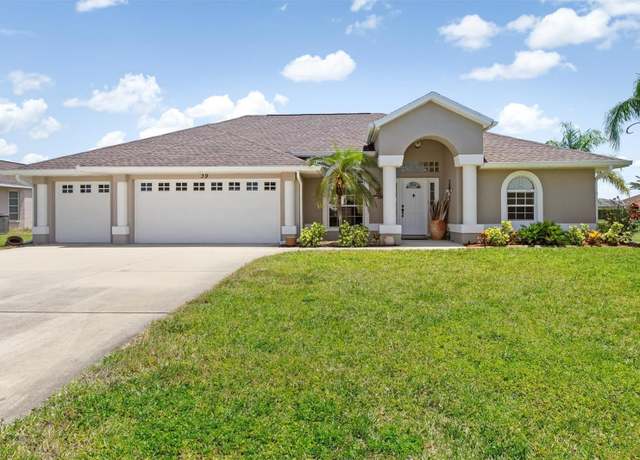 Property at 39 Medalist Ln, Rotonda West, FL 33947, 3 beds, 2.5 baths