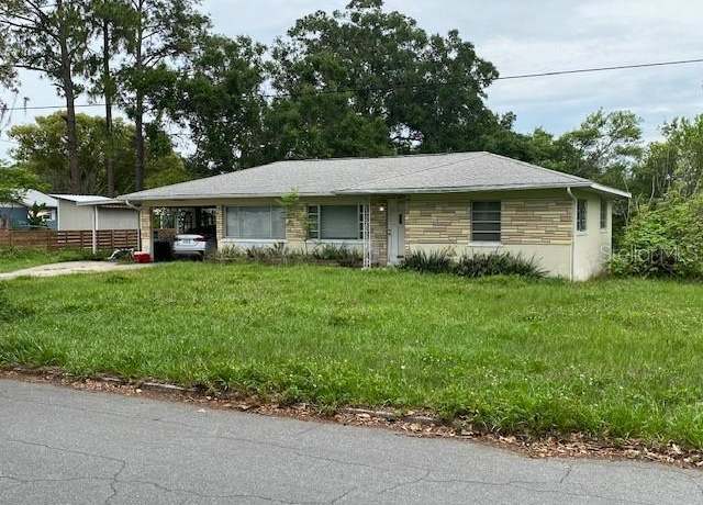 Property at 1022 E 3rd Ave, Mount Dora, FL 32757, 3 beds, 2 baths