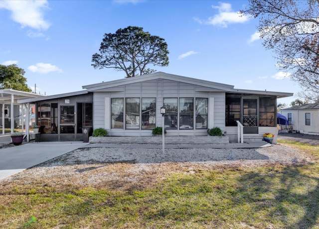 Property at 28 DA Rosa Ave, Debary, FL 32713, 2 beds, 2 baths