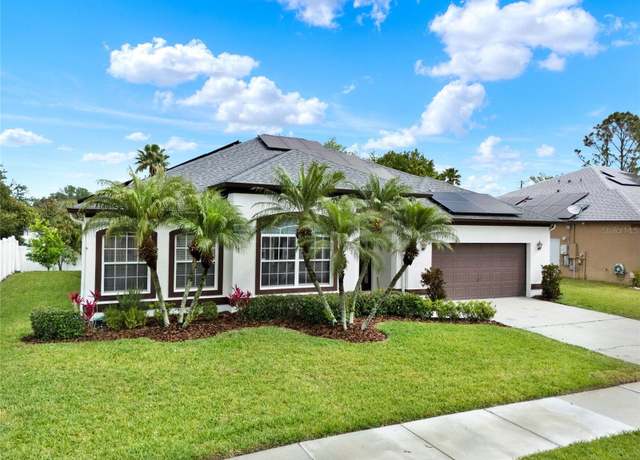 Property at 309 Lake Amberleigh Dr, Winter Garden, FL 34787, 4 beds, 2 baths