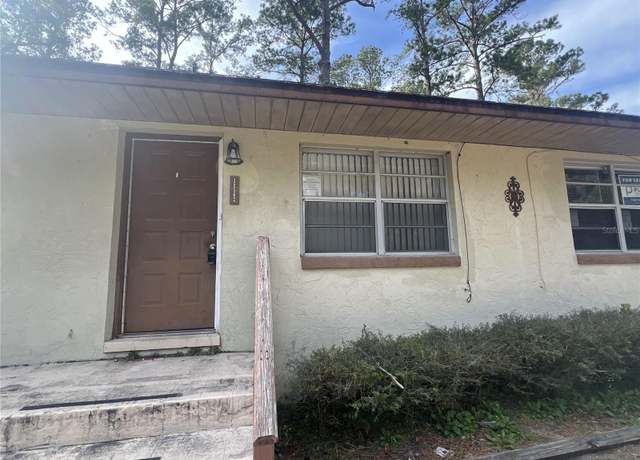 Property at 11558 SE 58th Ave, Belleview, FL 34420, 8 beds, 8 baths