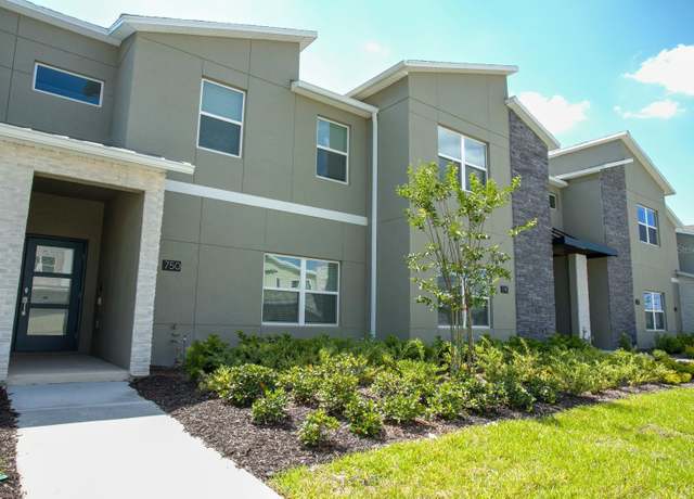 Property at 750 Pebble Beach Dr, Davenport, FL 33896, 4 beds, 3 baths