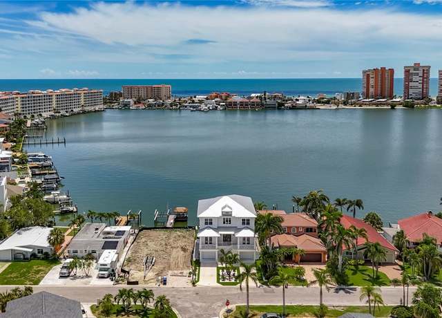 Property at 17715 Wall Cir, Redington Shores, FL 33708, 5 beds, 4 baths