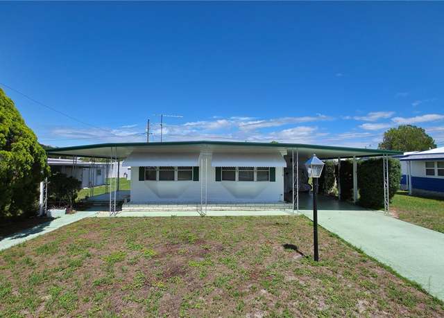 Property at 5318 Mary St, Zephyrhills, FL 33542, 2 beds, 1.5 baths