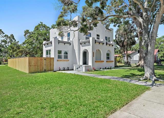 Property at 3000 19th Ave S, St Petersburg, FL 33712, 5 beds, 3 baths