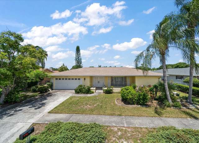 Property at 3934 Venetian Way, Tampa, FL 33634, 3 beds, 2 baths