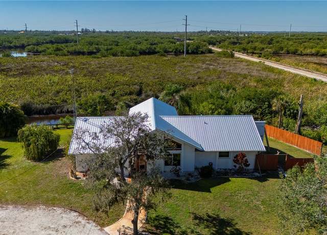Property at 29175 River Dr, Punta Gorda, FL 33982, 2 beds, 2 baths
